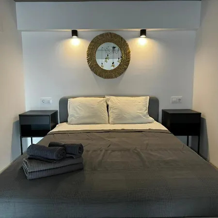 מלון דירות Melia Y Fuster 23c ולנסיה