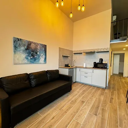 Melia Y Fuster 23c ולנסיה