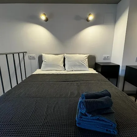 מלון דירות Melia Y Fuster 23c 4*