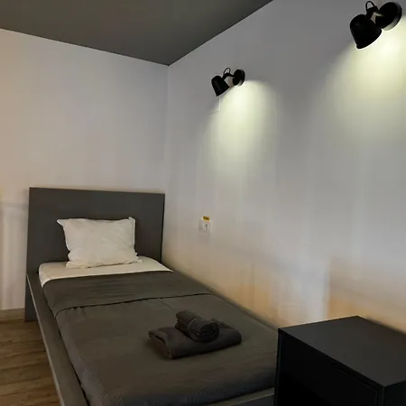 Melia Y Fuster 23c 4* ולנסיה