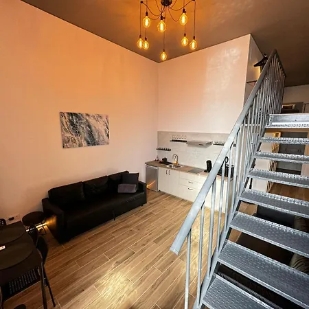 Melia Y Fuster 23c מלון דירות 4*